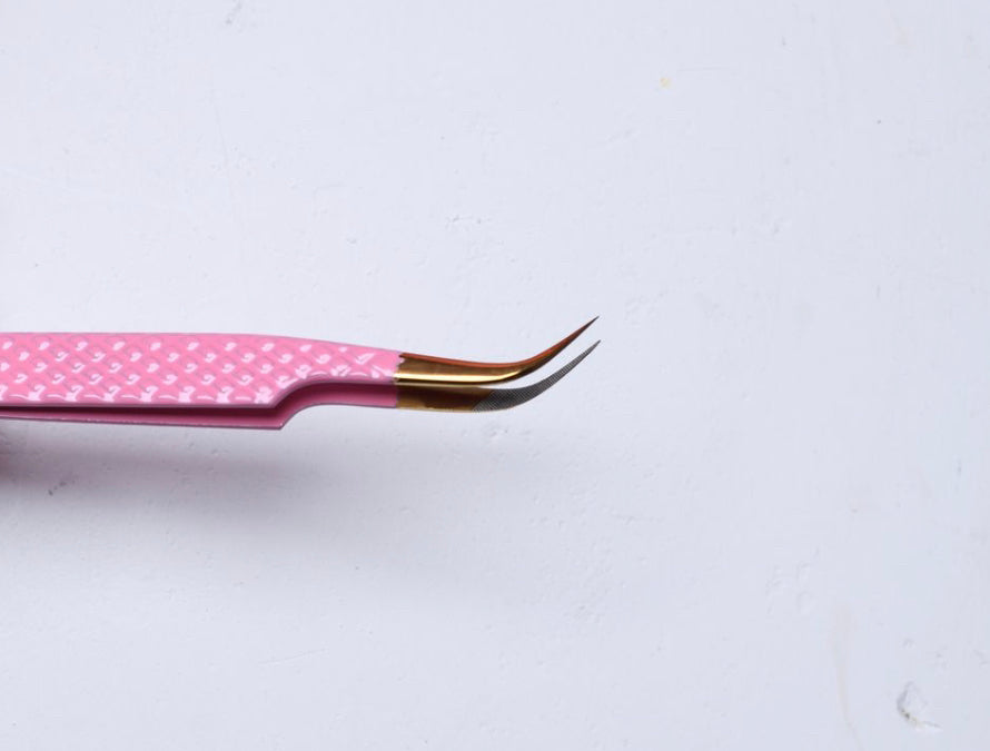 Curved Tweezer